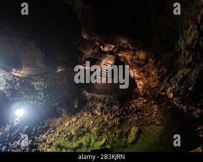 Italien, Abruzzen, San Demetrio ne' Vestini, Stiffe Caves Stockfoto