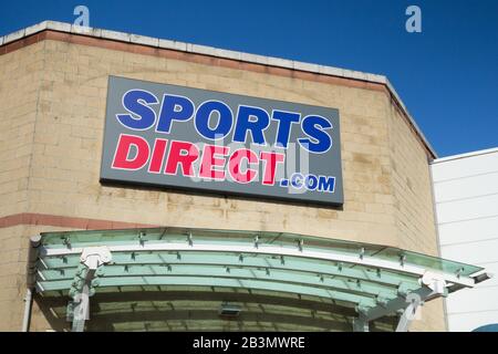 Eintritt in den Direct.com Store von Kew Retail Park, Richmond, Surrey, London, TW9, Großbritannien Stockfoto