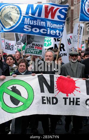 George Galloway MP, führender abgeordneter im märz gegen Krieg und Besetzung des Irak, Central London UK 20. März 2004 Großbritannien Stockfoto