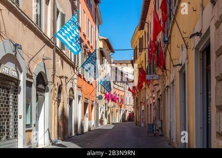 Via Garibaldi, Foligno, Perugia, Umbrien, Italien, Europa Stockfoto