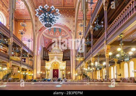 Inneneinrichtung der Großen Synagoge - Tabakgasse - in Budapest, Ungarn. Stockfoto