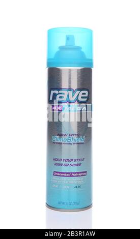 Irvine, KALIFORNIEN - 22. JANUAR 2017: Rave Hairspray. Von High Ridge Brands Anbietern von hochwertigen Körperpflegeprodukten zu wettbewerbsfähigen Preisen. Stockfoto