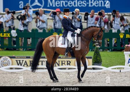 Edward Gal (NED) Reiten Group 4 Securicor Lingh - World Equestrian Games, Aachen - 23. August 2006, Dressur Grand Prix Stockfoto