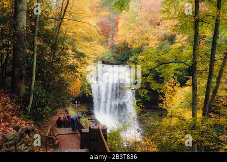 Dry Falls, auch Upper Cullasaja Falls, Nantahala National Forest, Macon County, in den Blue Ridge Mountains, North Carolina, Vereinigte Staaten von Stockfoto