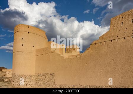 Im Inneren der historischen Unesco-Stätte Bahla bei Nizwa im Oman Stockfoto