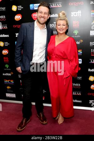 Chris Ramsey und Rosie Winter nehmen an Den Audio and Radio Industry Awards im London Palladium, London, teilzunehmen. Stockfoto