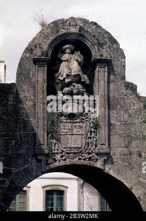 MURALLA-PUERTA DE SANTIAGO-DET DEL SANTO. ORT: MURALLAS ROMANAS DE LUGO. SPANIEN. JAMES DER GRÖSSERE. SANTIAGO MATAMOROS. SANTIAGO EN CLAVIJO. Stockfoto