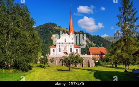 Dorf Marbach in Entlebuch, Luzern, Schweiz. Entlebuch ist ein natürliches UNESCO-Biosphärenreservat im Alpengebirge. Stockfoto