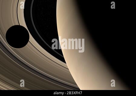 Mond umkreist Saturnplanet und ihre Ringe im Weltraum. 3D-Rendering Stockfoto