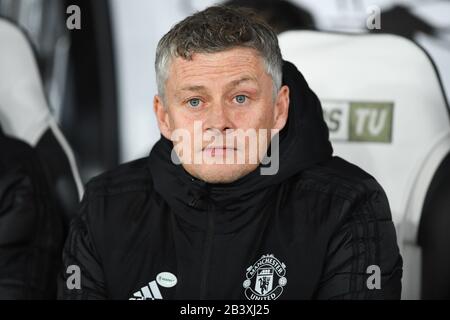 Derby, Derbyshire, Großbritannien. März 2020. OLE Gunnar Solskjaer, Manager von Manchester United beim FA-Cup-Spiel zwischen Derby County und Manchester United im Pride Park, Derby am Donnerstag, 5. März 2020. (Kredit: Jon Hobley / MI News) Foto darf nur für redaktionelle Zwecke in Zeitungen und/oder Zeitschriften verwendet werden, Lizenz für kommerzielle Nutzung erforderlich Credit: MI News & Sport /Alamy Live News Stockfoto