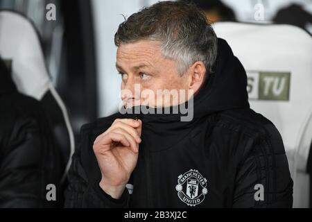 Derby, Derbyshire, Großbritannien. März 2020. OLE Gunnar Solskjaer, Manager von Manchester United beim FA-Cup-Spiel zwischen Derby County und Manchester United im Pride Park, Derby am Donnerstag, 5. März 2020. (Kredit: Jon Hobley / MI News) Foto darf nur für redaktionelle Zwecke in Zeitungen und/oder Zeitschriften verwendet werden, Lizenz für kommerzielle Nutzung erforderlich Credit: MI News & Sport /Alamy Live News Stockfoto