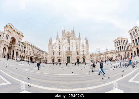 Mailänder Piazza Duomo, Desert Piazza duomo während der kovid19-Coronavirus-Ansteckung März 2020 © Andrea Ripamonti/Alamy Stockfoto