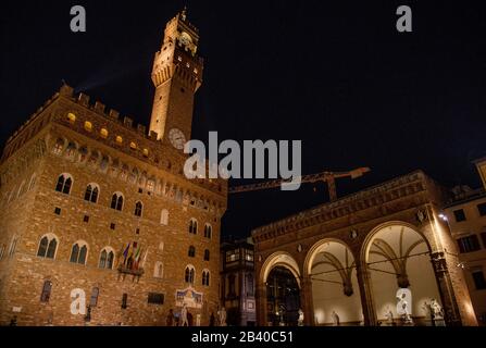 Florenz Italien 22. Februar 2020: Die Piazza della Signoria ist der zentrale Platz von Florenz, Sitz der Bürgermacht und Herz des gesellschaftlichen Lebens der Stadt Stockfoto