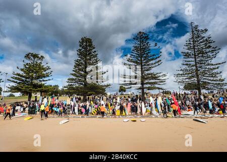 Kampf um den Bight-Protest am Torquay Beach, Victoria, Australien am 23. November 2019 gegen Ölbohrungen im Great Australian Bight Stockfoto