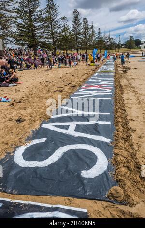 Kampf um den Bight-Protest am Torquay Beach, Victoria, Australien am 23. November 2019 gegen Ölbohrungen im Great Australian Bight Stockfoto