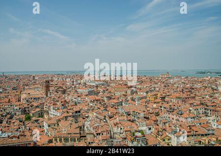 Schöner Blick auf Venedig von San Marco Companile in Venedig Italien Stockfoto