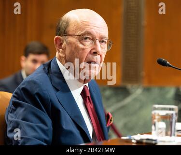 Washington, Vereinigte Staaten. März 2020. Wilbur Ross, Handelsminister, spricht bei der Anhörung des Unterausschusses Für Die Senatsermächtigungen für Arbeit, Gesundheit und menschliche Dienstleistungen, Bildung und Zugehörige Agenturen in washington Credit: Sopa Images Limited/Alamy Live News Stockfoto