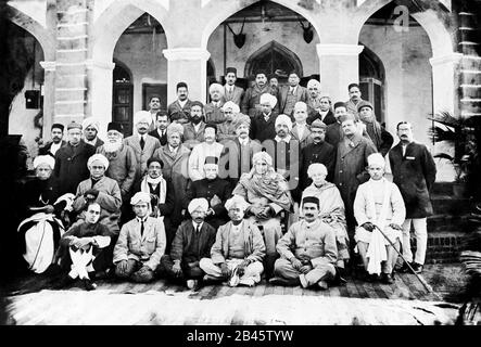 Indian National Congress Treffen unter Präsident Pandit Jawaharlal Nehru, Lokmanya Tilak, Lala Lajpat Rai, Madan Mohan Malaviya, Annie Besant, Indien, 1929, alten Jahrgang 1900s Bild Stockfoto