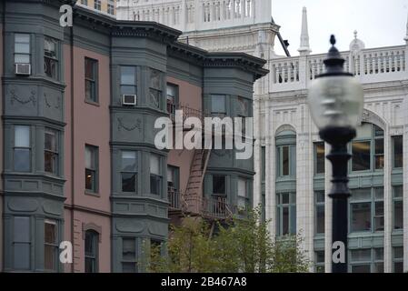 Haeuserfassaden, Newbury Street, Boston, Massaschusetts, USA / Häuserfassaden Stockfoto