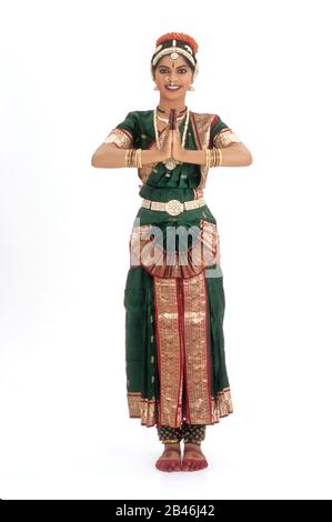 Bharatanatyam, Namaste Pose, Sadira Attam, Indischer klassischer Tanz, Tamil Nadu, Indien, Asien, MR#579 Stockfoto
