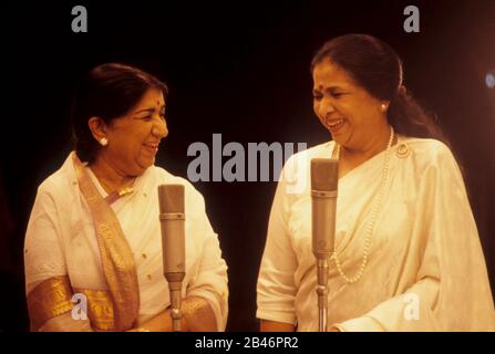 Indische Playback-Sängerin ; Lata Mangeshkar und Asha Bhosle ; Indien ; Asien Stockfoto