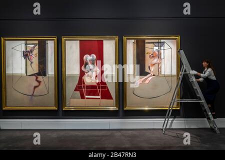 London, Großbritannien. März 2020. Francis Bacons großformatiges Triptychon, Inspiriert von der Oresteia von Aeschylus, wird Sotheby's Contemporary Art Evening Auction in New York am 13. Mai 2020 hervorheben, wenn es mit einer Schätzung von mehr als 60 Millionen Dollar angeboten wird. Credit: Guy Bell/Alamy Live News Stockfoto