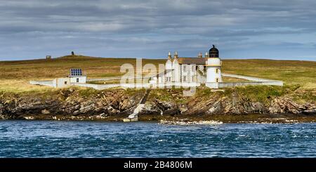 UK, Schottland, Orkney Islands ist eine Inselgruppe auf den nördlichen Inseln Schottlands, , Atlantik, Leuchtturm des Festlandes, Stockfoto