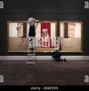 Sotheby's, London, Großbritannien. März 2020. Ein Werk des bedeutendsten britischen Künstlers Francis Bacon aus dem 20. Jahrhundert wird voraussichtlich für mehr als 60 Millionen Dollar bei Sotheby's nächstem Verkauf von Contemporary Art in New York diesen Mai verkauft. Das erste Beispiel aus Bacons Ikonischen Serien großformatiger Triptychen, die seit 2014 auf der Auktion erscheinen, ist inspiriert von Der Oresteia von Aeschylus. Kredit: Malcolm Park/Alamy Live News. Stockfoto