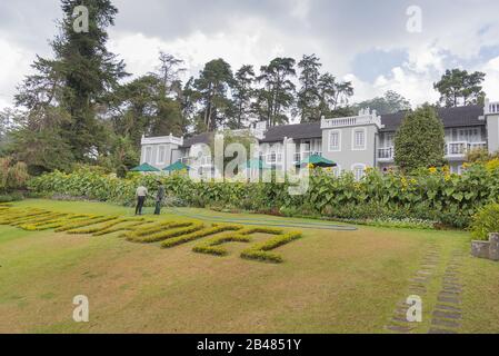 Nuwara Eliya, Sri Lanka: 20.03.2019: Fassade des St Andrew's Hotels im alten Kolonialstil. Stockfoto