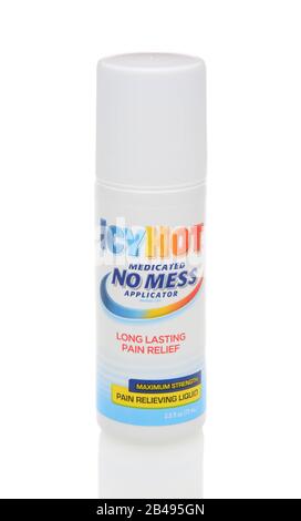 Irvine, CA - 12. DEZEMBER 2014: A No Mess Applicator of IcyHot. IcyHot ist eine topische Wärmeleibung, die zur Linderung von Schmerzen wie Arthritis, Rückenschmerzen und mu bestimmt ist Stockfoto