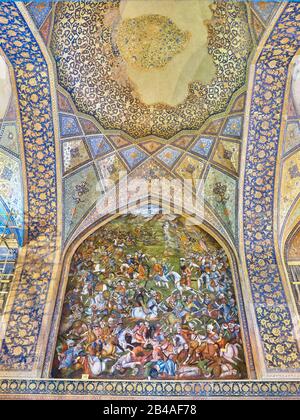 Isfahan, Iran. April 2017. Wandbild im Chehel Sotun Palast in der iranischen Stadt Isfahan, aufgenommen am 23. April 2017. Weltweite Nutzung Credit: Dpa / Alamy Live News Stockfoto