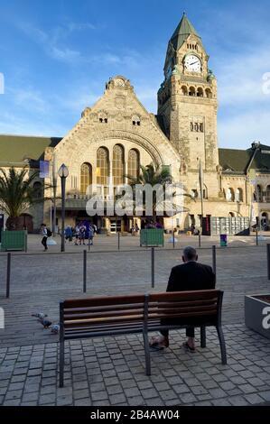 Frankreich, Moselle, Metz, Kaiserviertel, Bahnhof, erbaut zwischen 1905 und 1908 durch den Berliner Architekten Jürgen Krüger Stockfoto