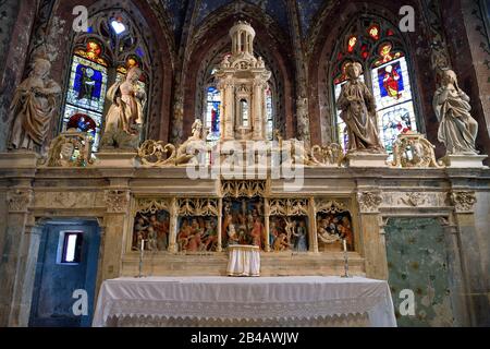 Frankreich, Meuse, Genicourt sur Meuse, St. Mary Magdine Kirche, Steinaltarbild Stockfoto