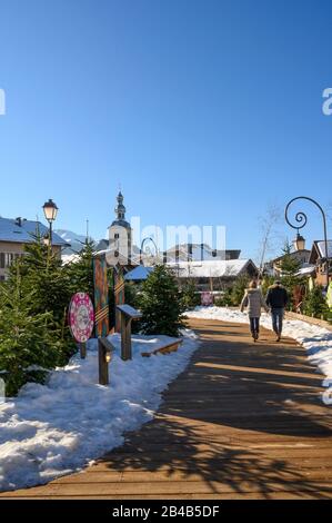 Frankreich, Haute-Savoie (74), Megève, Innenstadt Stockfoto