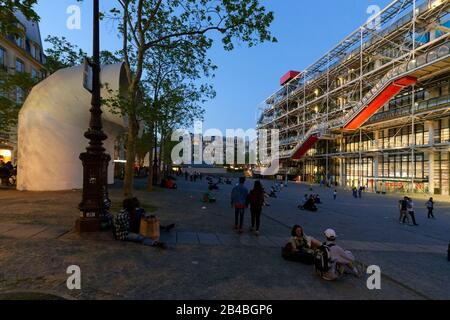 Frankreich, Paris, Bezirk Les Halles, Centre Pompidou oder Beaubourg, Architekten Renzo Piano, Richard Rogers und Gianfranco Franchini Stockfoto