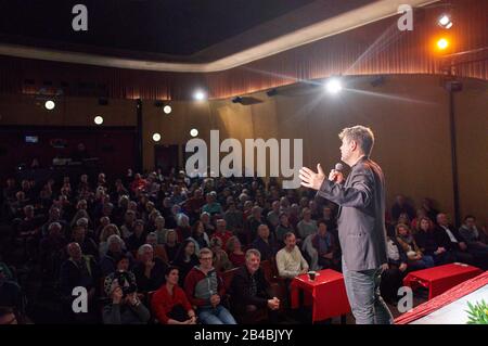 Robert Habeck in Marktoberdorf, 5. März 2020. Der Politiker Robert HABECK, Bundesvorsitzender Bündnis 90 die Gruenen spricht bei seinem Besuch im Kino Filmburg am 5. März 2020 in Marktoberdorf © Peter Schatz / Alamy Live News Stockfoto