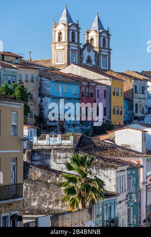 Brasilien, Bundesstaat Bahia, Salvador de Bahia, Pelourinho, Blick auf die Fassaden und Gebäude der Altstadt Stockfoto