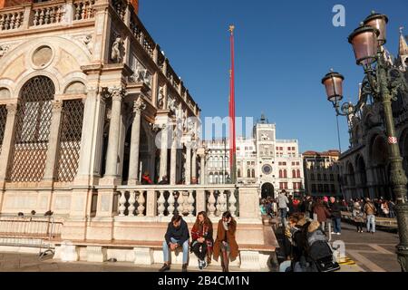 Loggia, Piazza San Marco, Markusplatz, Venedig, Venetien, Italien. Stockfoto