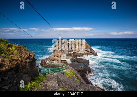 Spanien, Kanarische Inseln, La Palma, La Cuesta, Piscinas de La Fajana, natürliche Pools Stockfoto