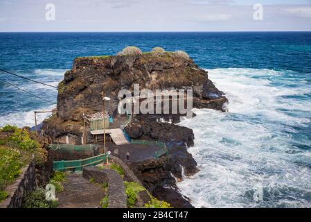 Spanien, Kanarische Inseln, La Palma, La Cuesta, Piscinas de La Fajana, natürliche Pools Stockfoto