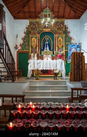 Spanien, Kanarische Inseln, Teneriffa, Masca, Ermita de la Immaculada Concepcion Kirche, innere Stockfoto