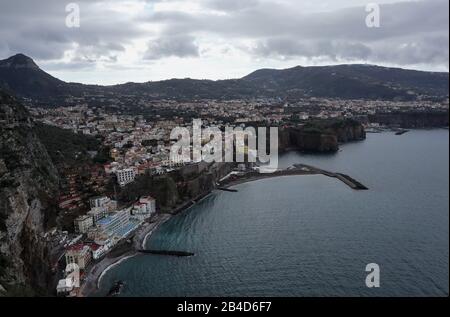 Costiera Sorrentina dalla litoranea di Vico Equense Stockfoto