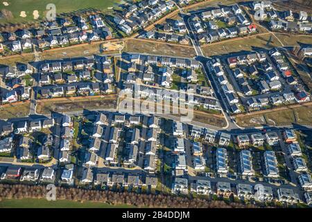 Luftbild, neue Wohnanlage, auf dem Golfplatz, Am Brackeler Ostholz, Willi-Daume-Straße, Heinrich-Czerkus-Allee, Brackel, Dortmund, Nordrhein-Westfalen, Deutschland Stockfoto