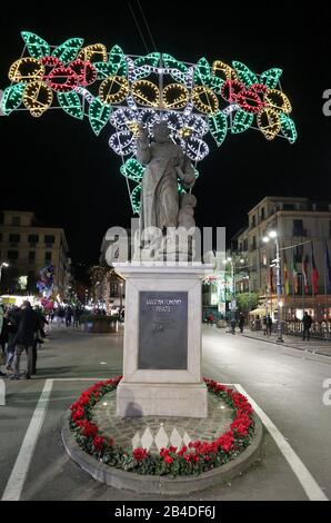 Sorrento - Statua di Sant'Antonino auf der Piazza Tasso Stockfoto