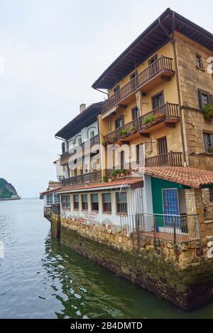 Pasajes San Juan (Pasai Donibane) auf dem Jakobsweg, Baskenland, Spanien Stockfoto