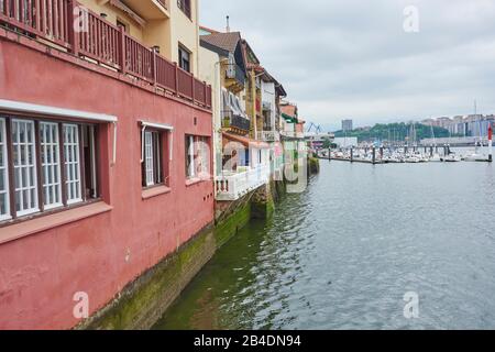 Pasajes San Juan (Pasai Donibane) auf dem Jakobsweg, Baskenland, Spanien Stockfoto