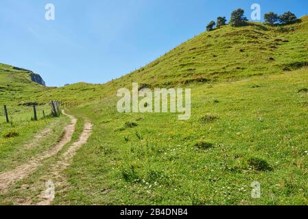 Landschaft, Küste, Geopark, Costa Vasca, Meer, zwischen Zumaia und Itxaspe, Baskenland, Spanien Stockfoto