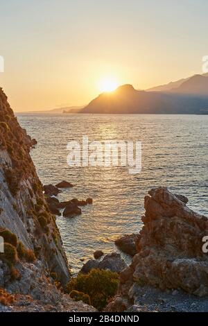 Landschaft von der Küste bei Plakias, Sonnenuntergang, Crete, Griechenland Stockfoto