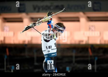 Der Tscheche Michal Slesingr tritt während des tschechischen Biathlon-Weltcup-Weltcups der Männer im 10-km-Sprint in Nove Mesto na Marove, Tschechien, 6. März 2020 an. (CTK Foto/Josef Vostarek) Stockfoto