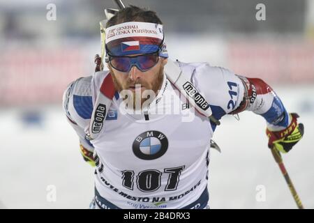 Der Tscheche Michal Slesingr tritt während des tschechischen Biathlon-Weltcup-Weltcups der Männer im 10-km-Sprint in Nove Mesto na Marove, Tschechien, 6. März 2020 an. (CTK Foto/Josef Vostarek) Stockfoto